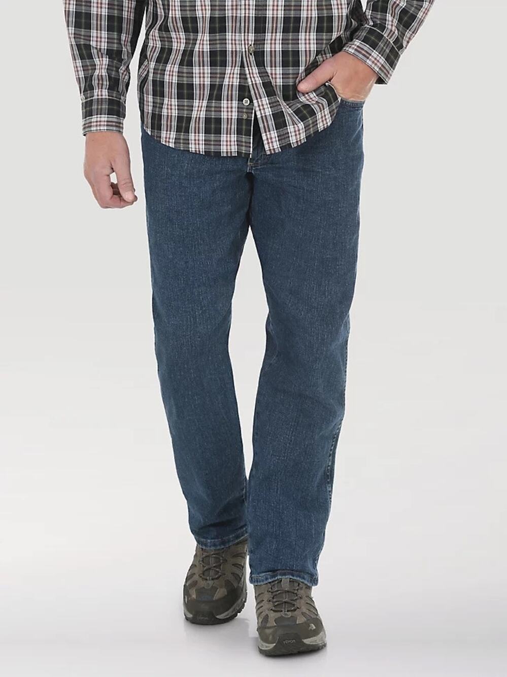 NWT Wrangler Men's Rugged Wear Performance Series Relaxed Fit Jeans